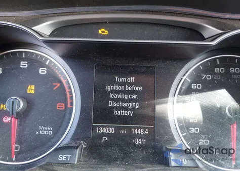 2013 Audi A4 2.0T Premium z USA, uszkodzony, nr VIN WAUEFAFL0DN035123